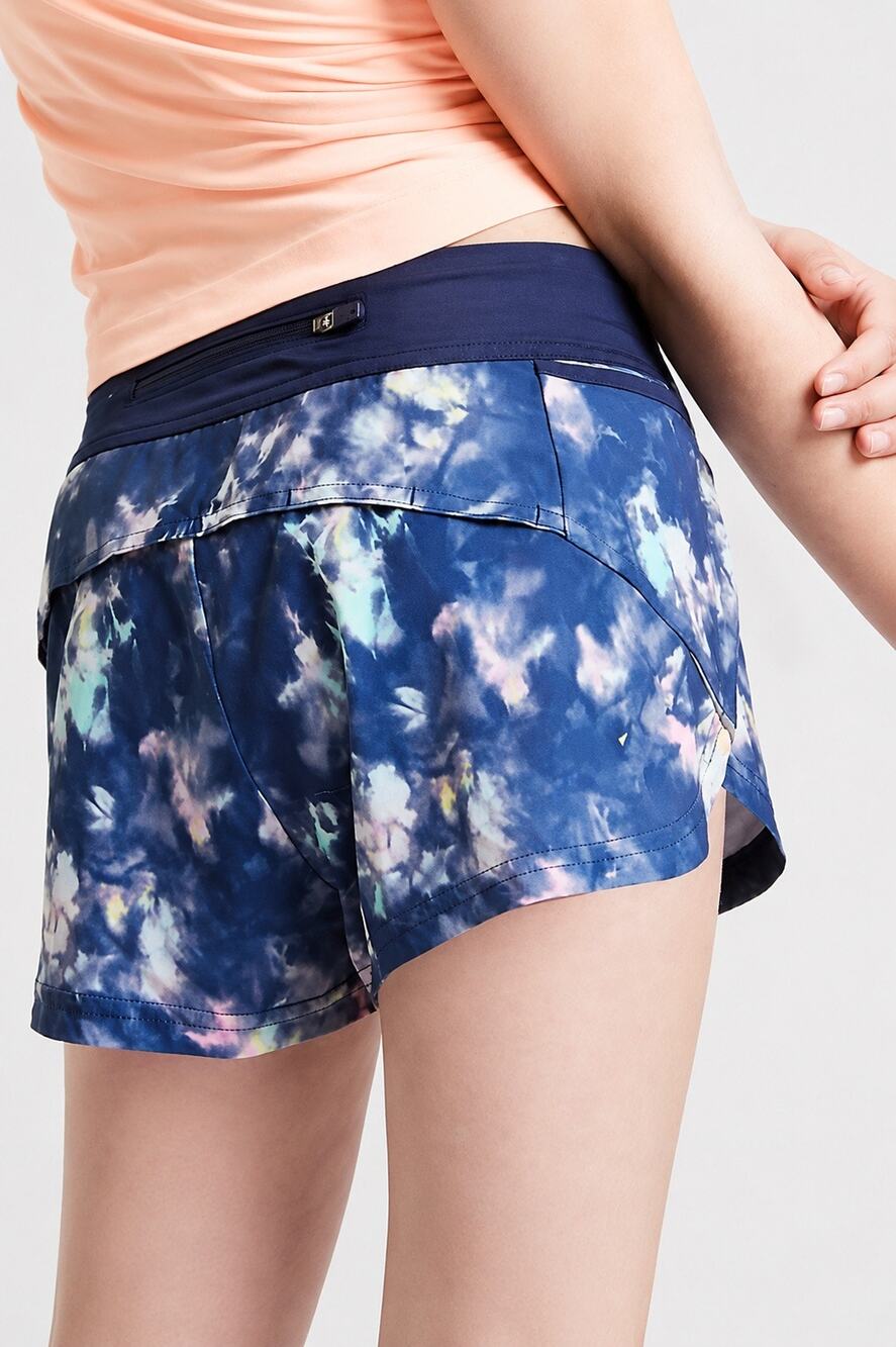 Athleta Girl Printed Sprinter 2” Running Shorts Aura Tie Dye size 16 XXL